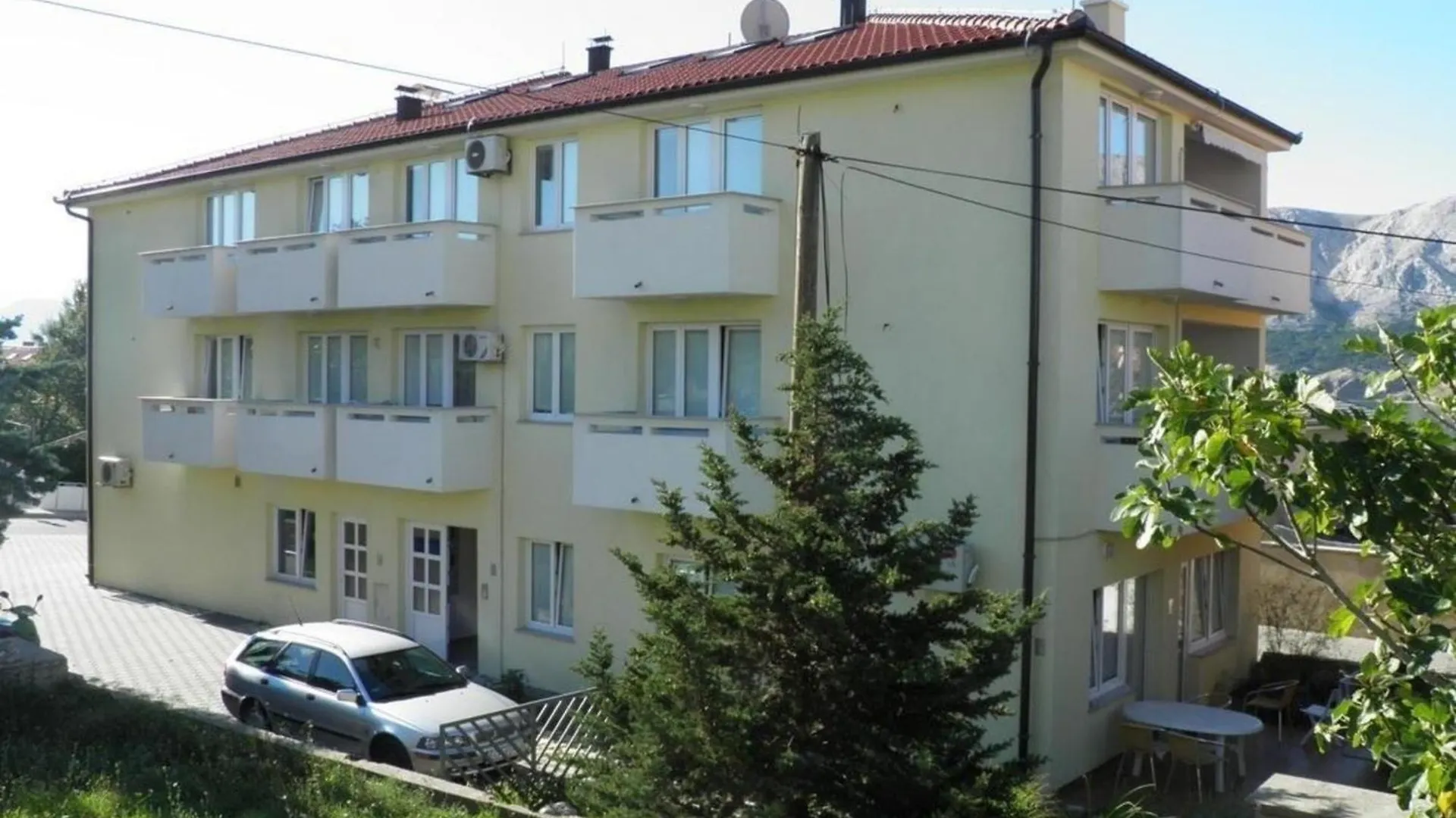 Modern Eingerichtete Apartment Ideal Fuer Junge Paaren Im Zentrum Von Baska 0*, Baška Hırvatistan